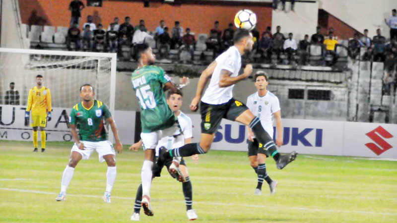 Bangladesh 
overpower 
Pakistan by 1