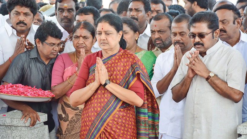 AIADMK leader Sasikala heads to jail over graft