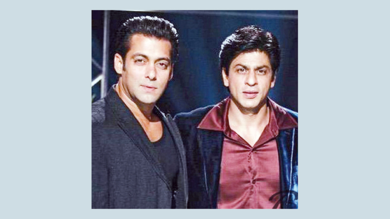 Shah Rukh Khan gifts a swanky car to Salman Khan
