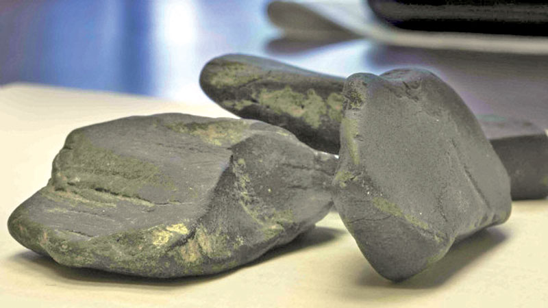 Beyond ‘conventional’ crude oil:  Shale rock and tar sand