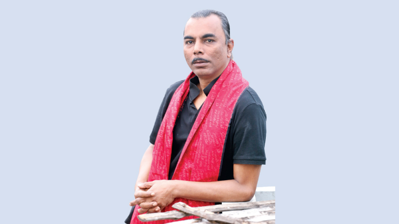 Shimul Mustapha to recite 71 poems 