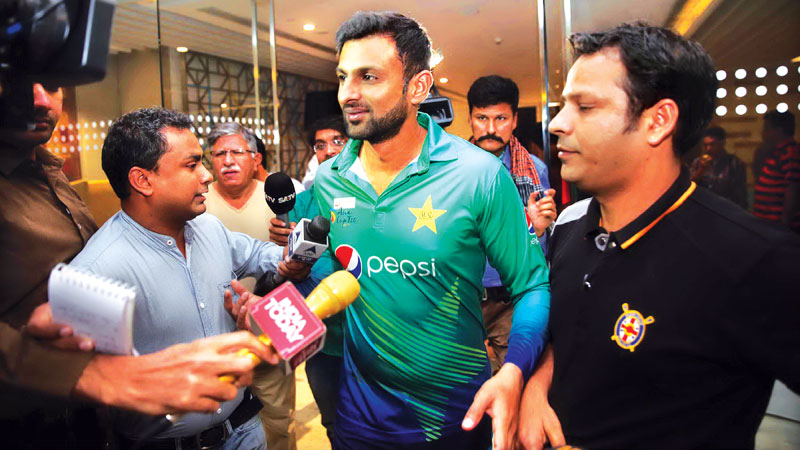 Pakistan keen to take India�s challenge
