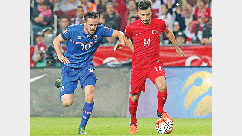 Croatia, Turkey qualify for Euro 2016
