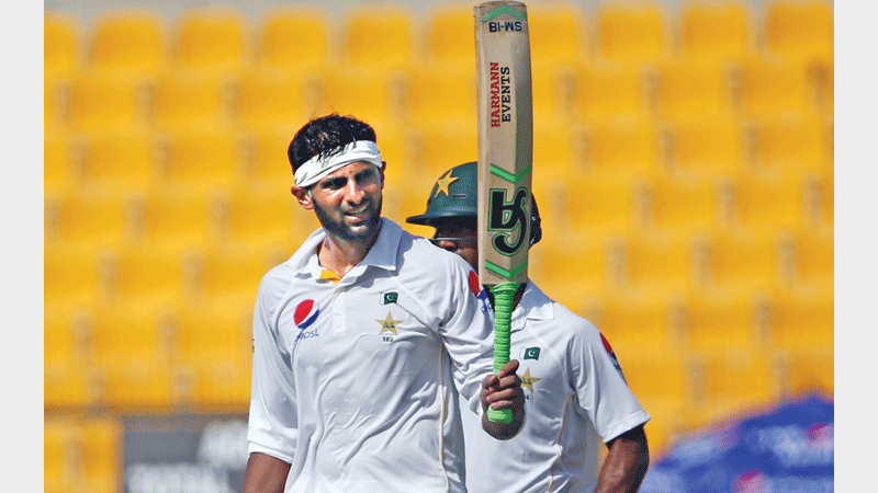 Malik hits double ton in Abu Dhabi  Test