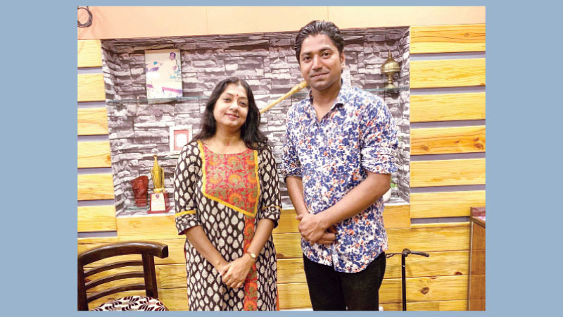 Subhamita sings to Muhin’s tune