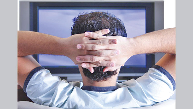 TV watching may be most unhealthy type of sitting: Study