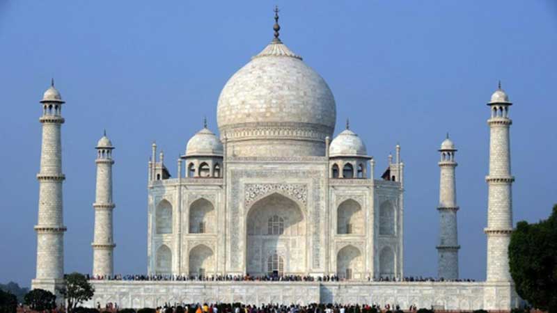 William, Kate end India trip with historic Taj Mahal visit