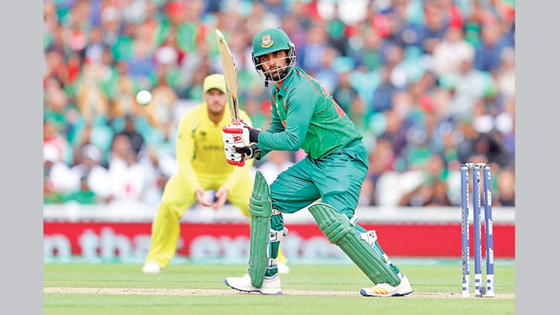 Tigers, Aussies share points
