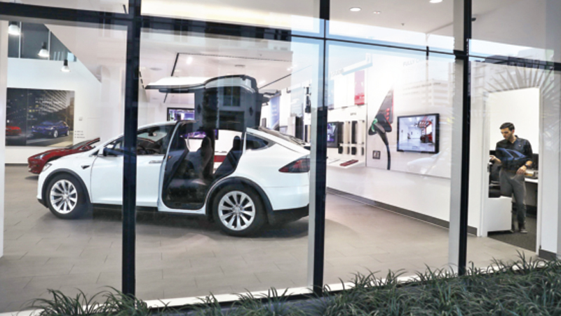 Tesla chief breaks ground on Shanghai plant