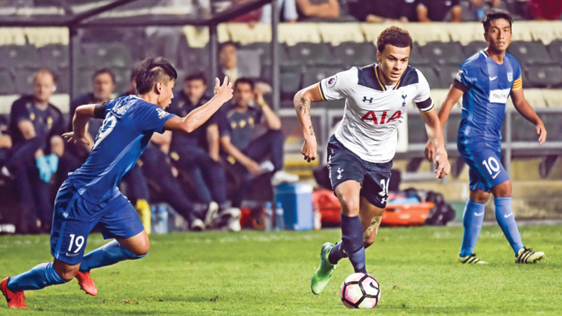 Tottenham cruise in Hong Kong