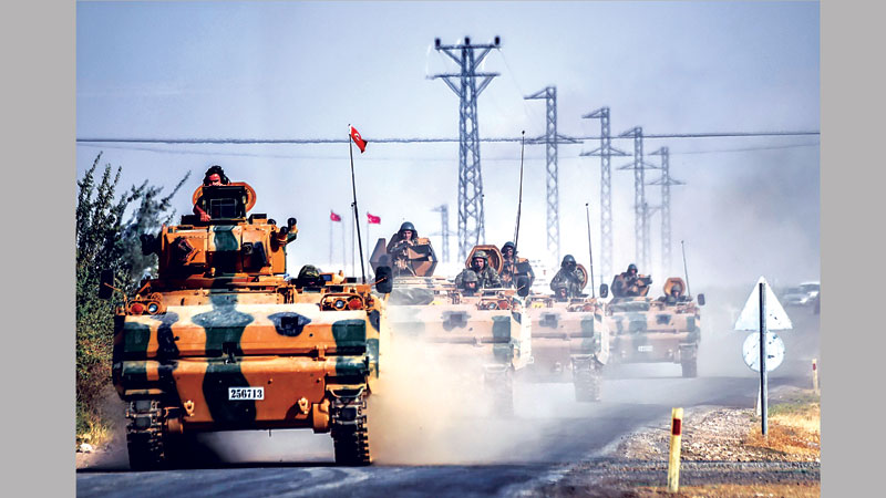 More Turkish tanks head to Syria 