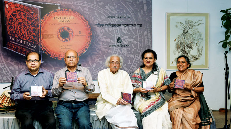 Raga-based album �Twilight Ragas� launched at Bengal Caf�  