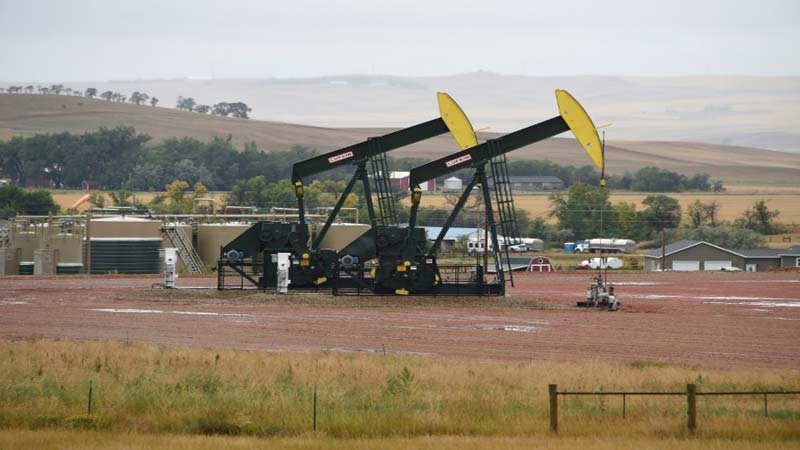 US oil industry coming back cautiously