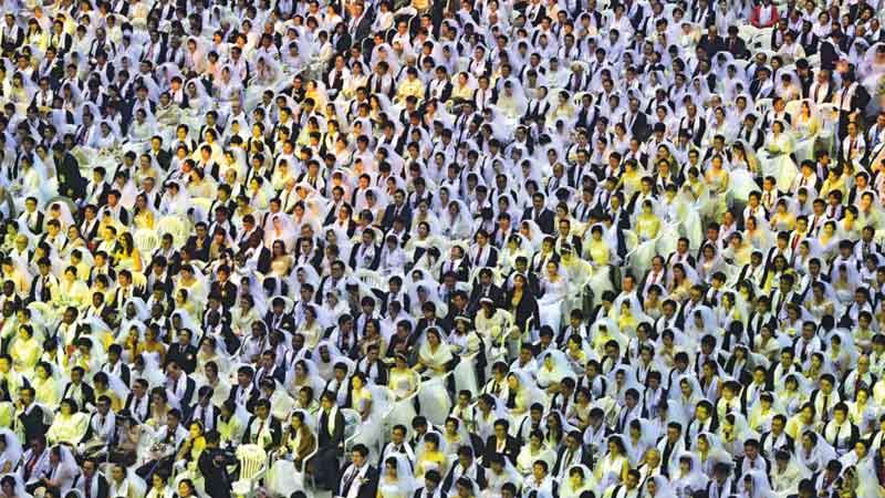 3,000 couples in Unification Church mass wedding