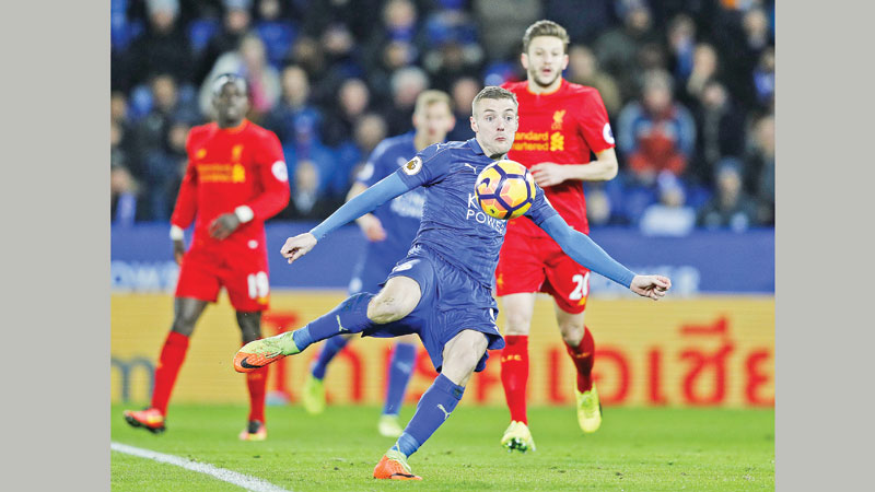 Vardy lifts Leicester to sink Liverpool