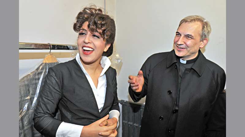 Book reveals pope�s fury over Vatican finances