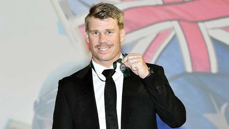 Warner wins Border medal