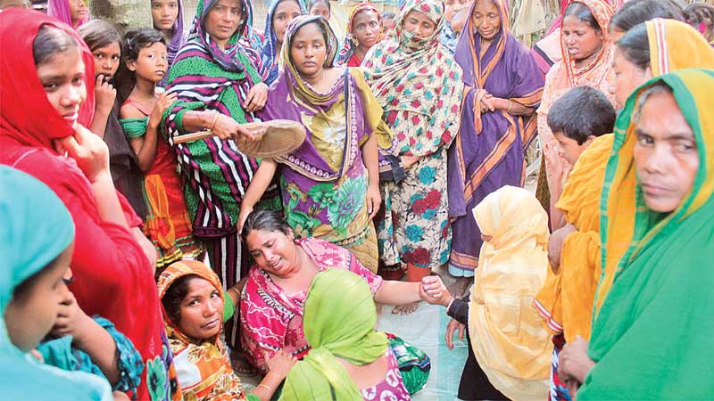 Woman, daughter burned to death