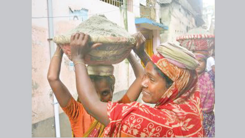 Women in construction need safety, healthcare