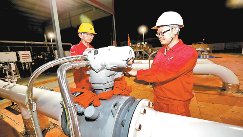 Kunming branch line of Yunnan oil pipeline goes into operation