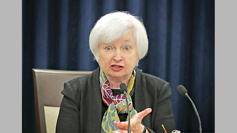 Feeling global slowdown, Fed keeps interest rate unchanged
