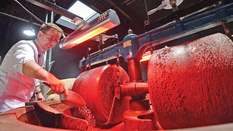 Belgian chocolatier goes �bean-to-bar� for best taste