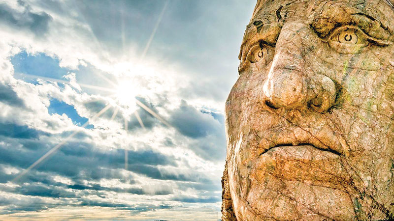 The family out-sculpting Mount Rushmore
