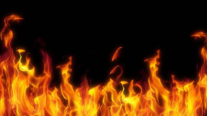 Fire breaks out at RK Tower in Dhaka
