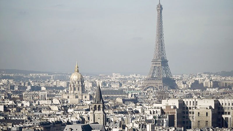 Macron government to unveil belt-tightening first budget