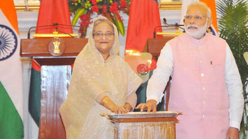 Dhaka, Delhi agree to work 
together for development 