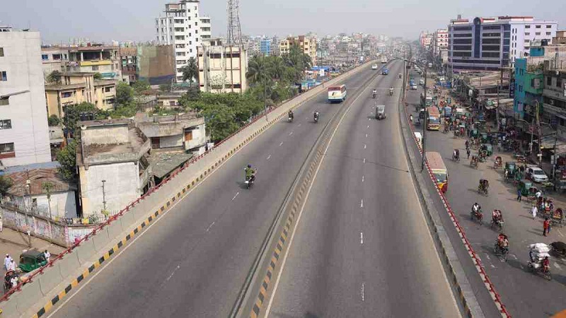 Coronavirus: Govt bans going outside home after 6pm