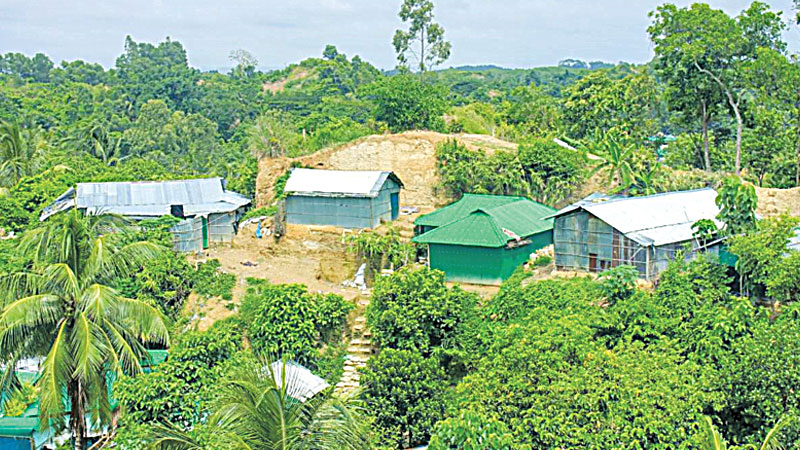20,000 families living amid landslide risk 