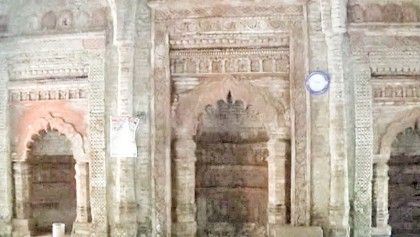 Sorry state of 500-year-old Shahi Mosque