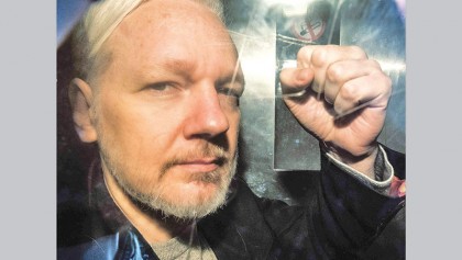 Assange begins UK fight against US extradition
