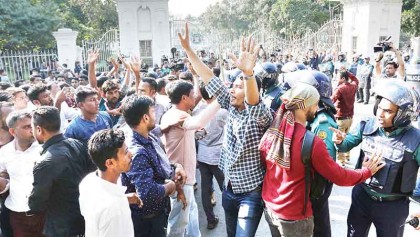 BNP activists clash with police