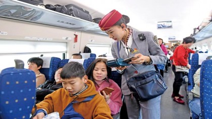 China ushers in 
its largest annual migration
