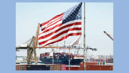 Consumers supporting US economy amid manufacturing slump