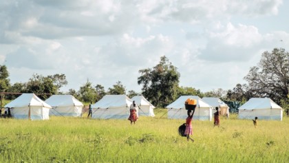 Cyclone-ravaged  Mozambique reports cholera cases