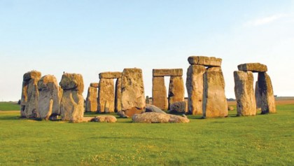 Stonehenge: DNA reveals origin of builders