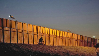 Fear and rage on US-Mexico border