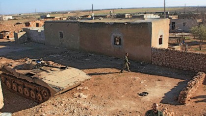 Fierce clashes as regime battles IS in Aleppo