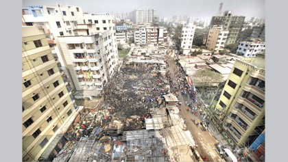 Fire burns 200 shanties in capital