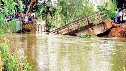 Flooding in north  deteriorates