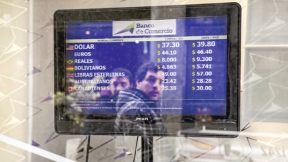 Fragile Argentina placing faith in IMF meeting