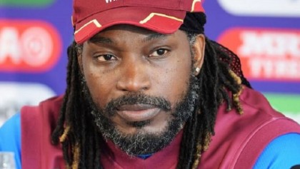 Gayle fined for �out of line� TV chat-up 