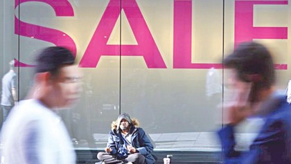 ‘Golden age’ of Australian economy fades as dark clouds loom