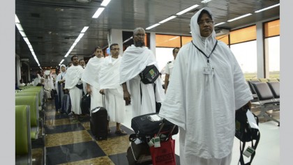 Fate of 20,000 Hajj 
pilgrims uncertain