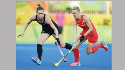 Netherlands stay on course for hockey gold 