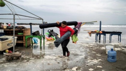 Hurricane Grace kills 8 including children in Mexico