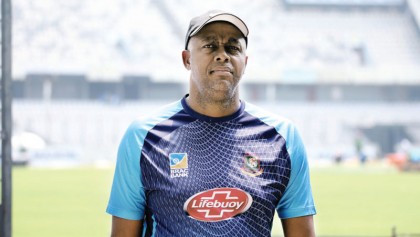 ICC World Cup a challenge 
for pacers, warns Walsh